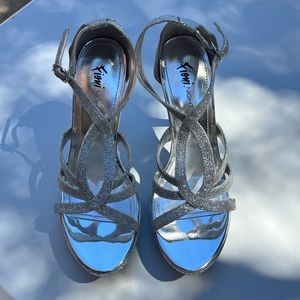 Silver Glitter Heels Size 7.5